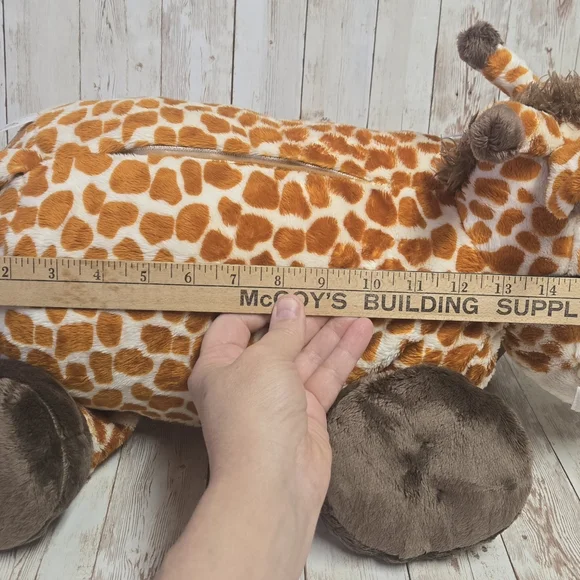 Stuffies Sky The Giraffe Plush 2013 NWT Zipper Mouth Pocket Stuffed Animal Toy - Picture 7 of 12